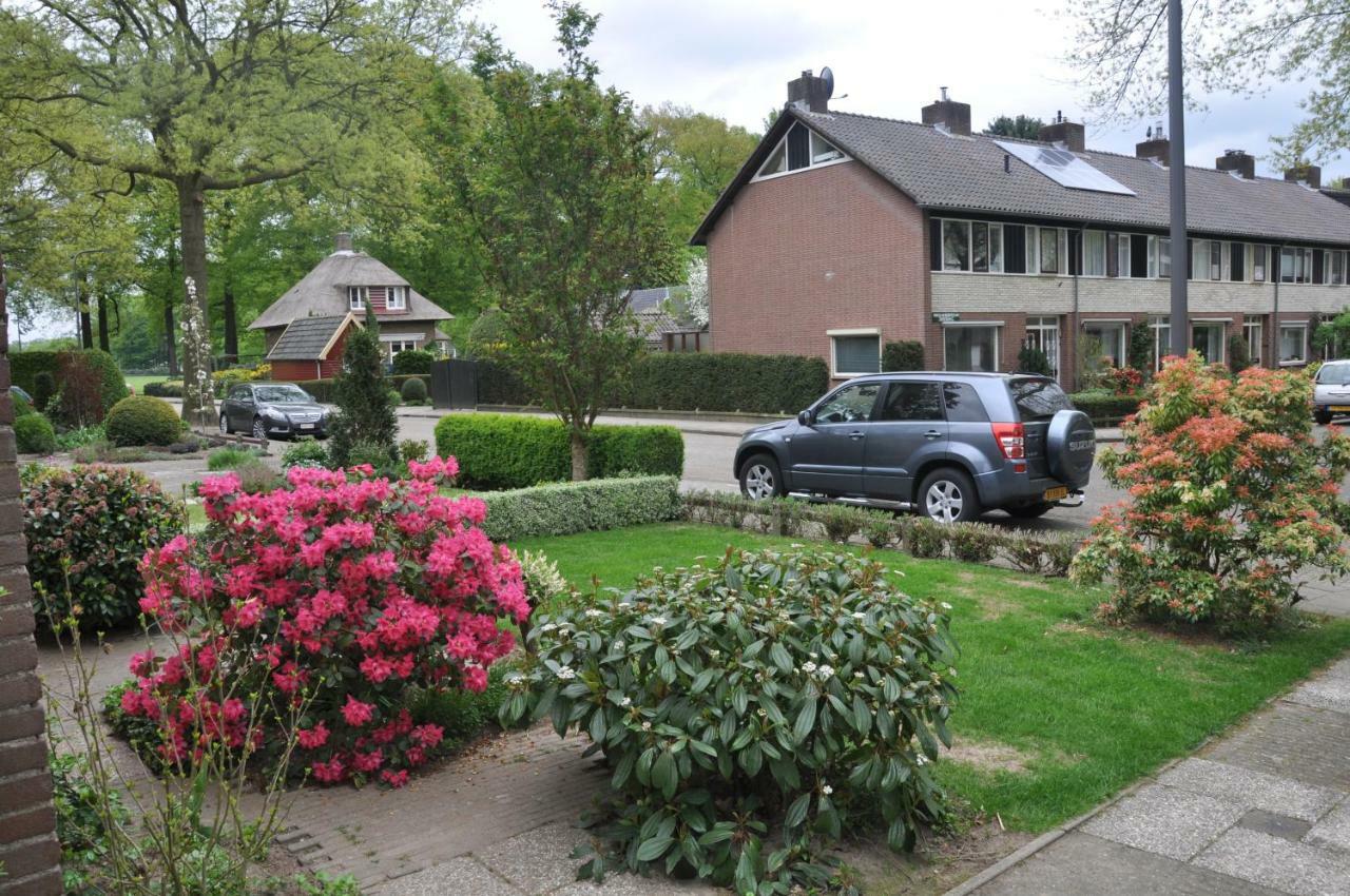 Huize Huizinga Bed & Breakfast De Steeg Bagian luar foto