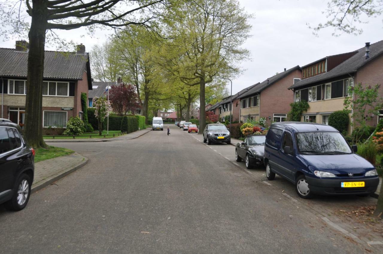 Huize Huizinga Bed & Breakfast De Steeg Bagian luar foto