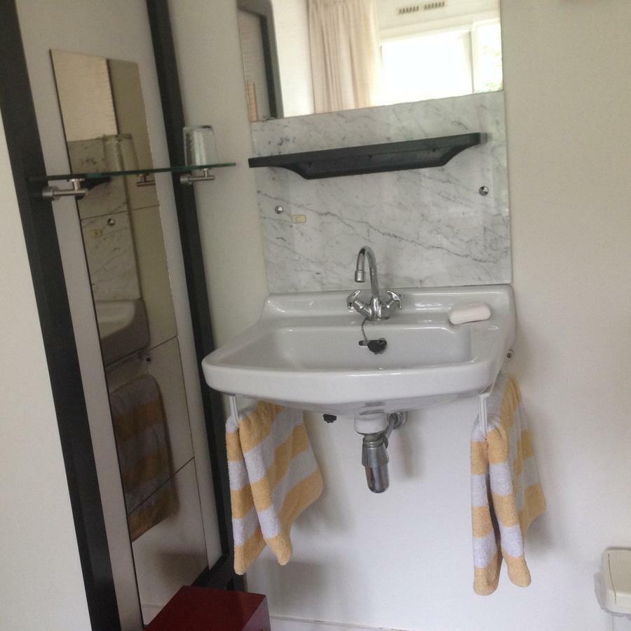 Huize Huizinga Bed & Breakfast De Steeg Bagian luar foto