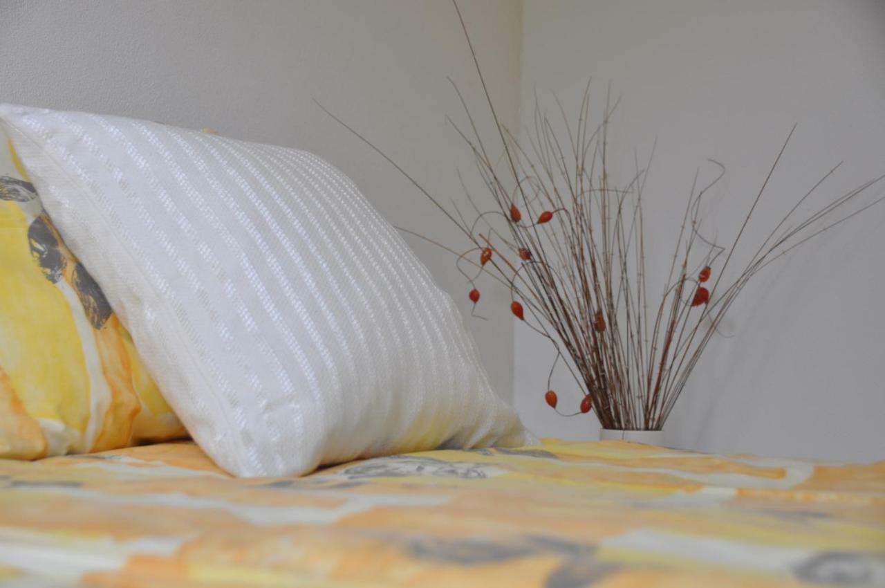 Huize Huizinga Bed & Breakfast De Steeg Bagian luar foto